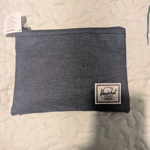 Herschel WestJet Amenity Kit